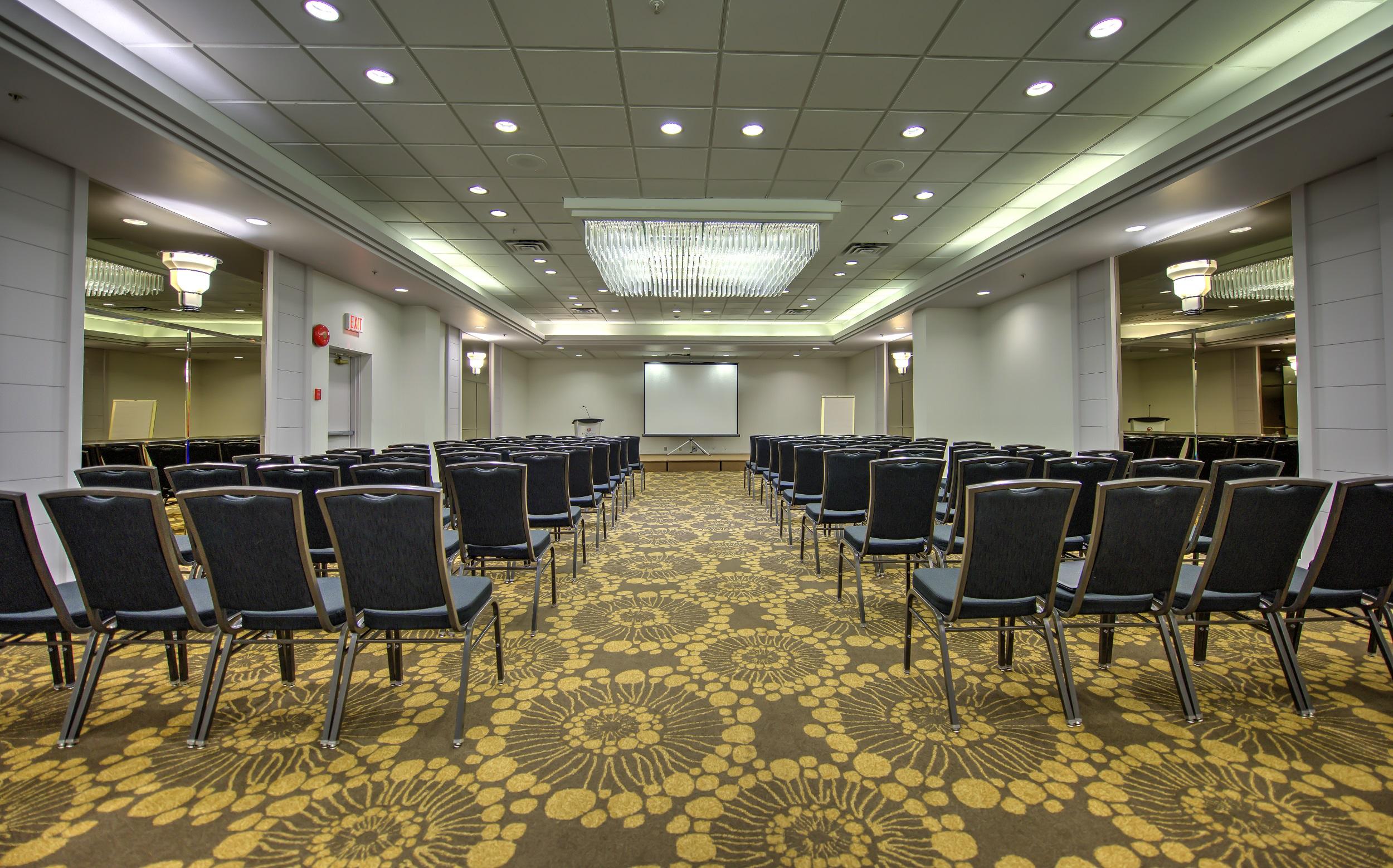 Executive Suites Hotel & Conference Center, Metro Vancouver Burnaby Exterior photo